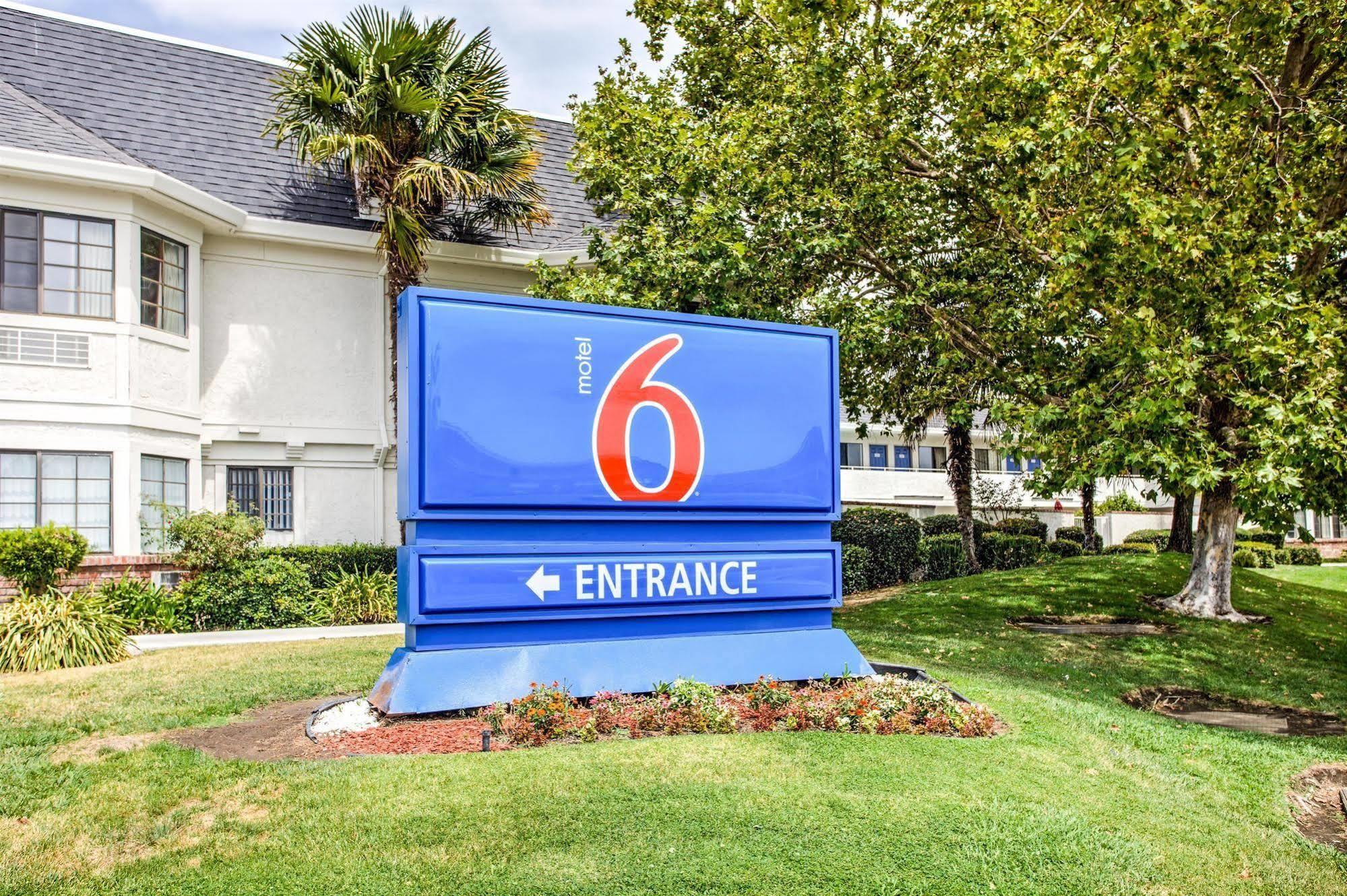 Motel 6-Fairfield, Ca - North ภายนอก รูปภาพ